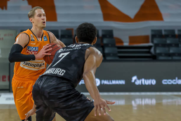 足球场上的 足球场上的