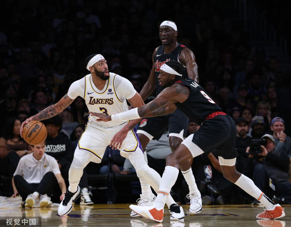 赞助商与球 赞助商与球