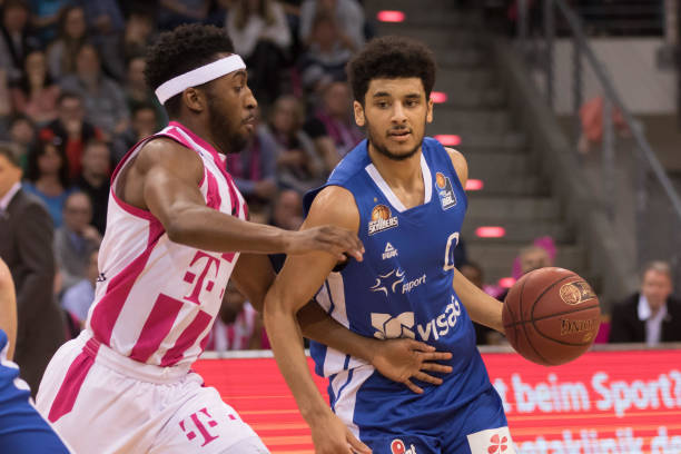 整个球队的 整个球队的